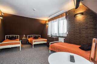Отели типа «постель и завтрак» u Kruka Groń Четырехместный номер с собственной ванной комнатой-7